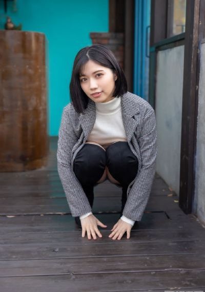 按倒在桌子上掀开裙子扯下内裤_最新电影在线观看